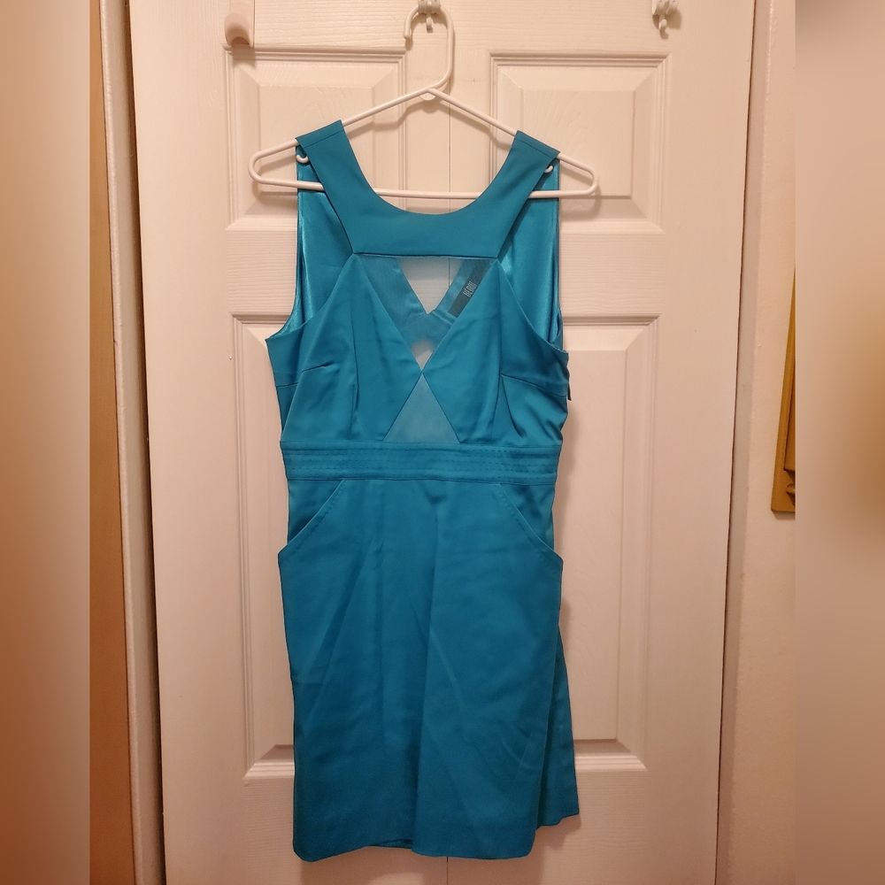 Elegant Blue Sleeveless Dress